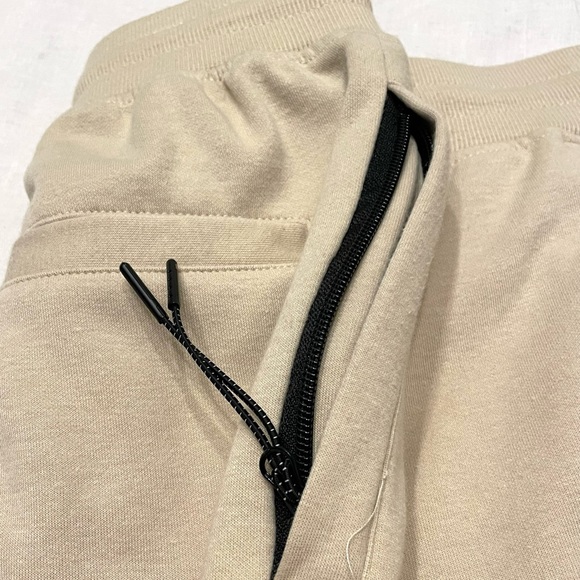 NWOT CivilizeD Beige Terrycloth Teddy Cotton Blend Men’s L Drawstring Shorts - Picture 4 of 6